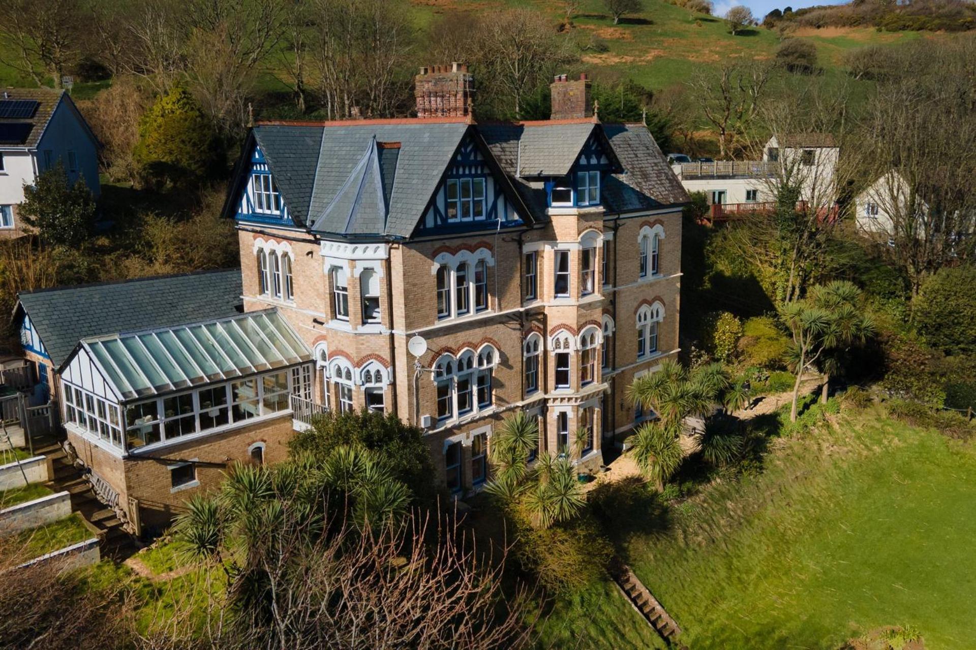 Westwell Hall Ilfracombe Esterno foto