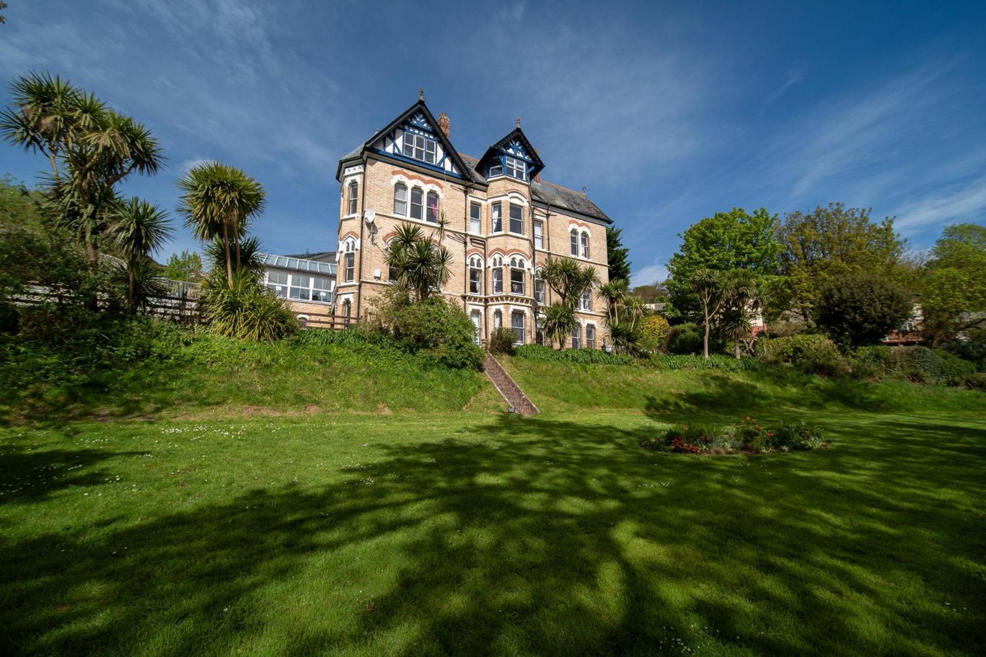 Westwell Hall Ilfracombe Esterno foto