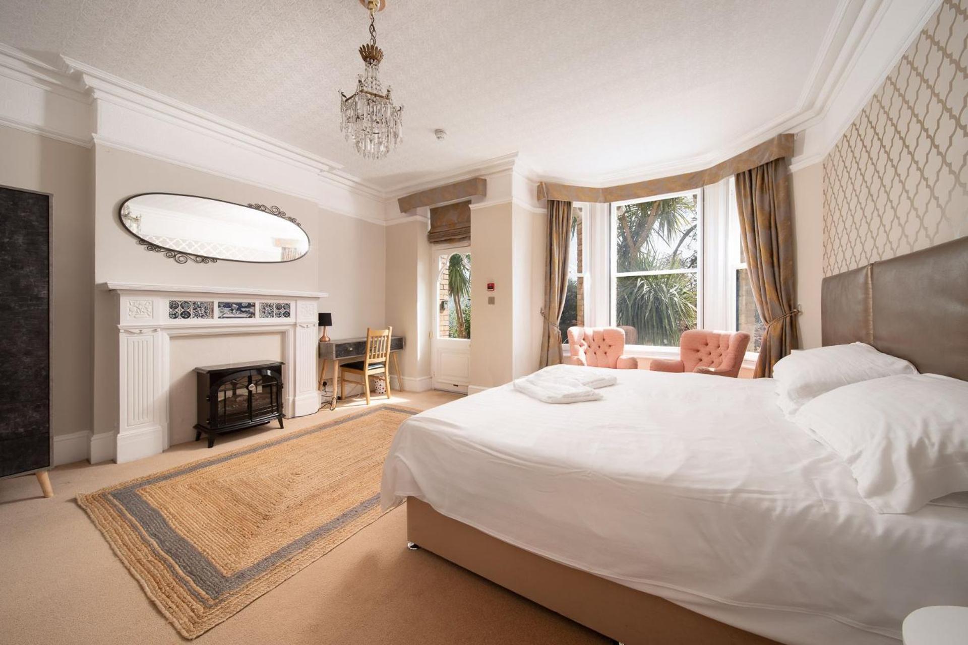 Westwell Hall Ilfracombe Esterno foto