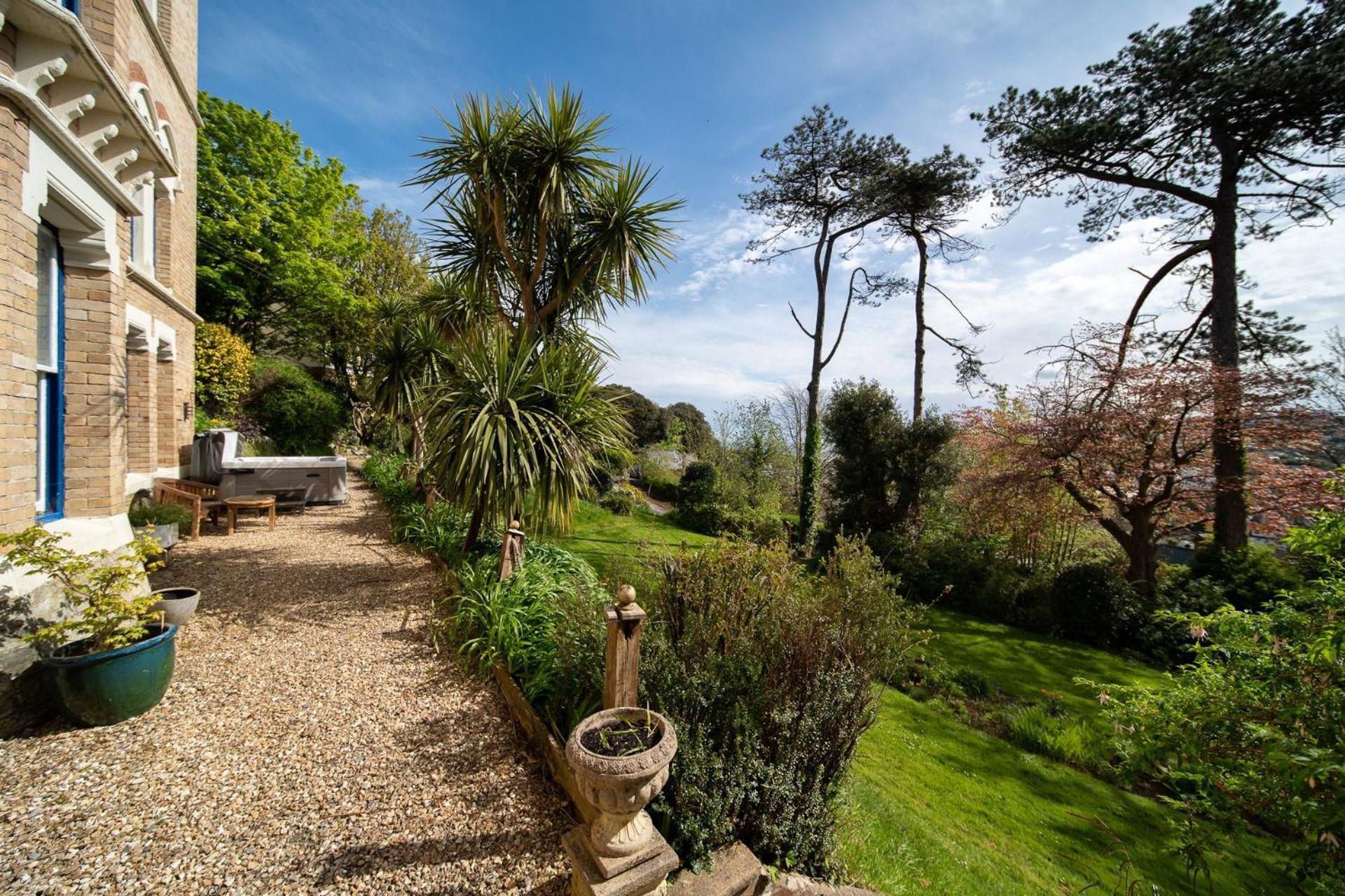 Westwell Hall Ilfracombe Esterno foto